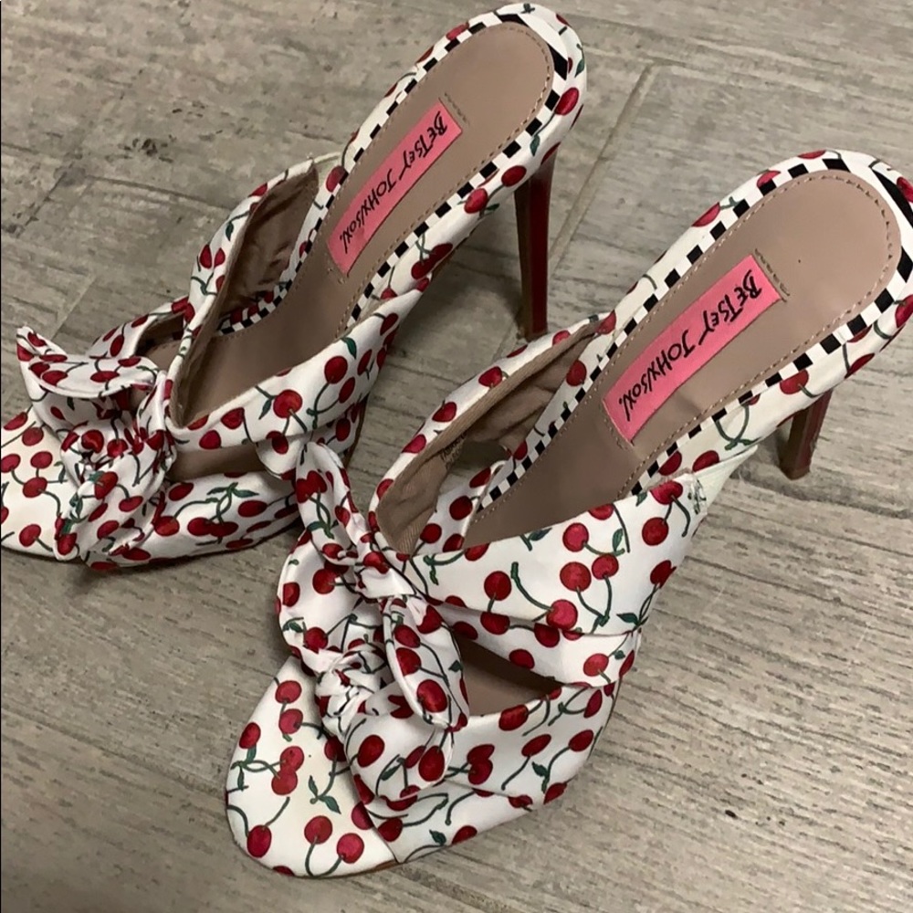 Betsy Johnson rumor heeled mules, worn once
